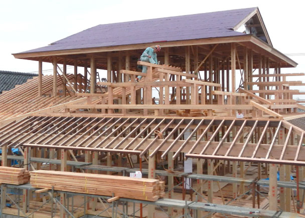 木本来の温かみが感じられる家づくり