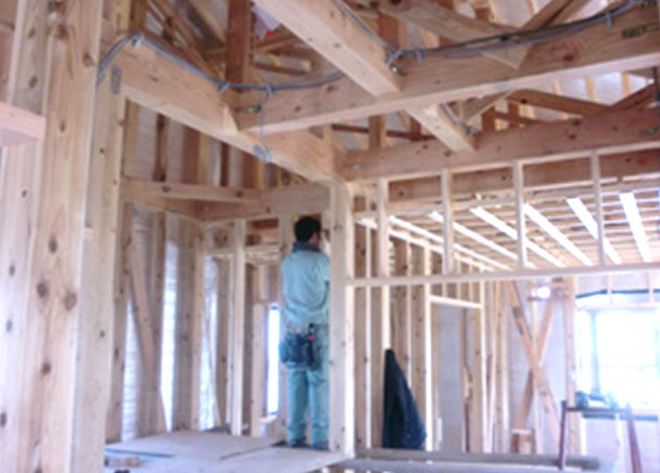 木本来の温かみが感じられる家づくり