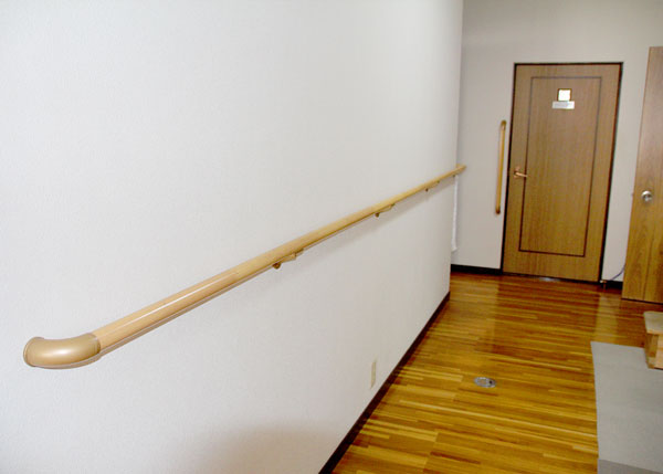 バリアフリー・手すり・スロープ工事