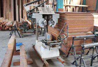 カマ・アリホゾ取機